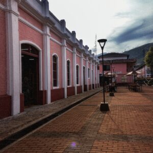 UNA AVENTURA AL PASADO